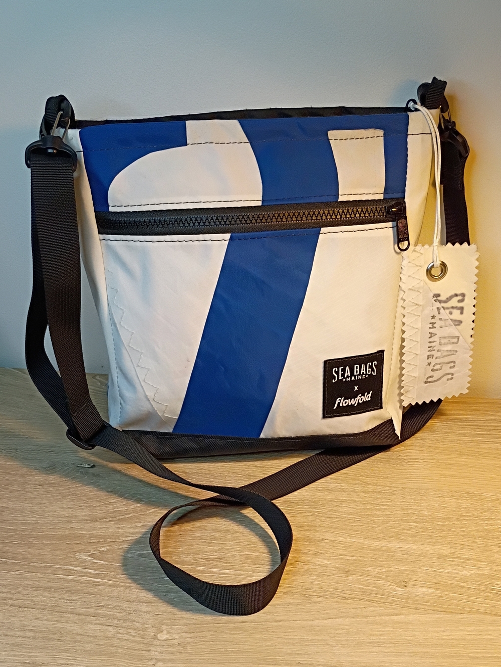 Sea Bags Maine Vintage Blue & White Small Voyager Crossbody New